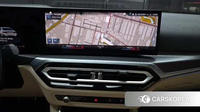 BMW 3 Series (G20) 2023 Белый из Кореи, фото 5