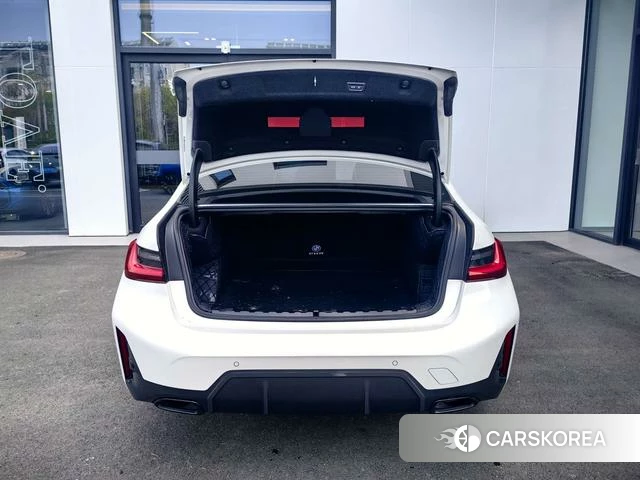 BMW 3 series 2024 Белый из Китая, фото 5