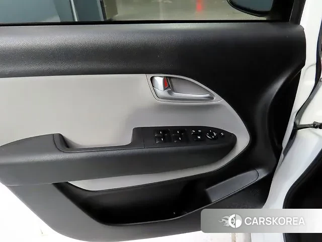 Kia The New Kia Ray 2024 Белый из Кореи, фото 5