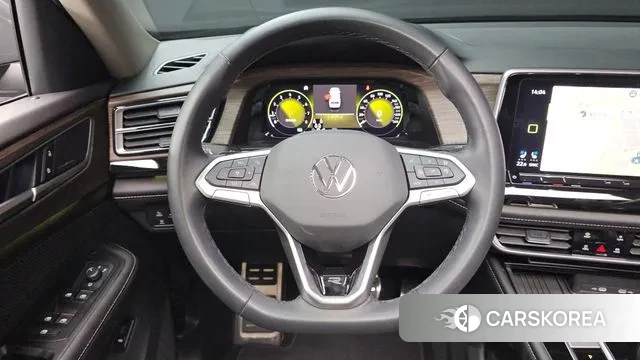 Volkswagen Atlas 2025 Серебристо-серый из Кореи, фото 5