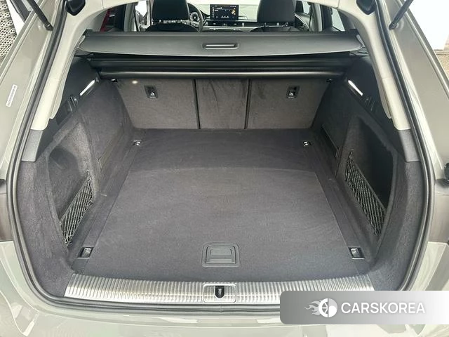 Audi A4 (import) 2021 Серебристо-серый из Китая, фото 5