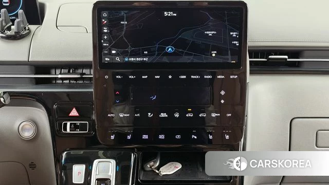 Hyundai Staria 2022 Черный из Кореи, фото 5