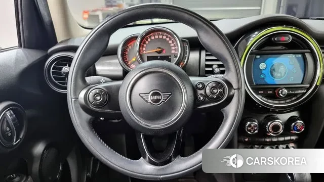 Mini Cooper 2019 Красный из Кореи, фото 5