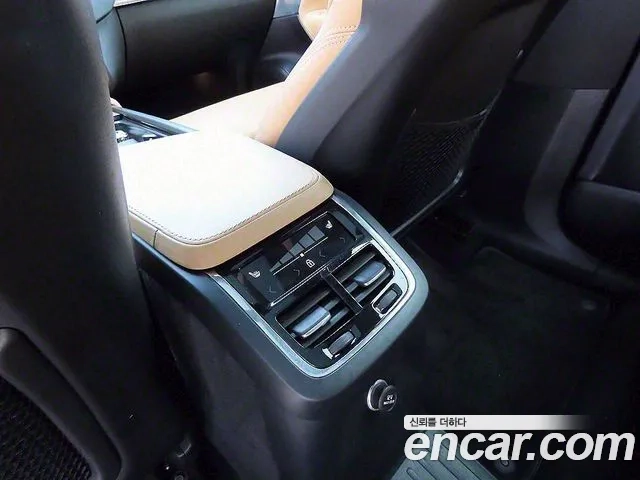 Volvo XC90 second Generation 2018 Серый из Кореи, фото 5