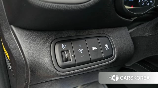 Hyundai Venue 2019 Красный из Кореи, фото 5