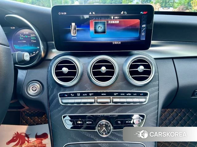 Mercedes-Benz Class C (imported) 2021 Белый из Китая, фото 5