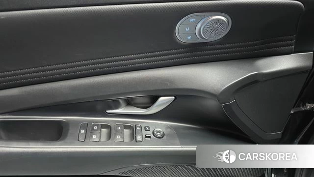 Hyundai Avante (CN7) 2022 Черный из Кореи, фото 5