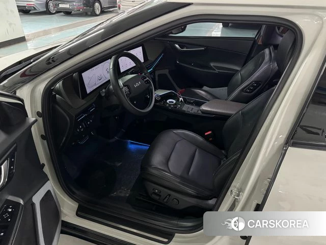 Kia EV6 2022 Жемчужный цвет из Кореи, фото 5