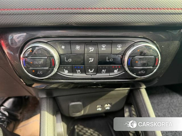 Chevrolet (GM Daewoo) The New Trail Blazer 2024 Черный из Кореи, фото 5