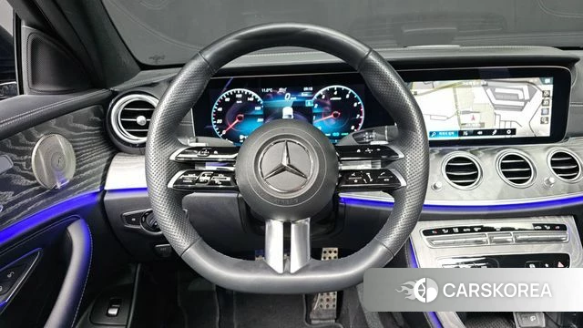 Mercedes-Benz E-Class W213 2023 Серебристо-серый из Кореи, фото 5