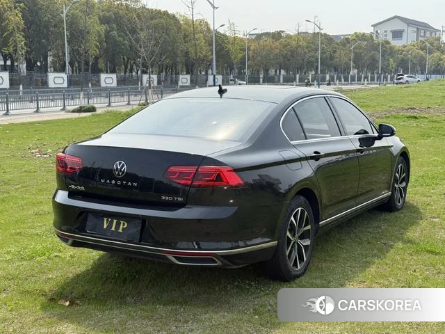 Volkswagen Magotan 2022 Черный из Китая, фото 5