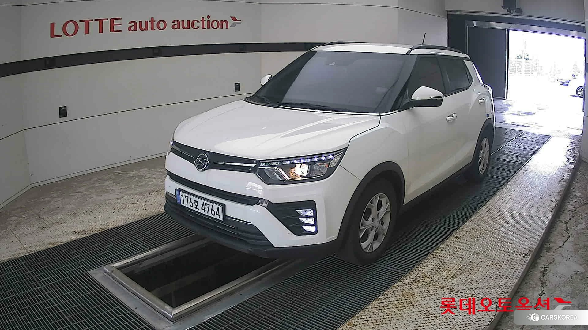 SsangYong Tivoli 2022 Grand White из Кореи, фото 5