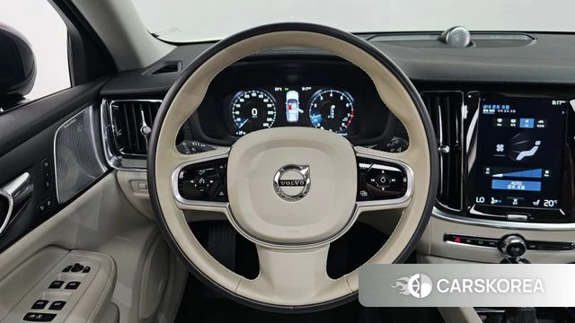 Volvo V60 Cross-Country 2nd Generation 2019 Синий из Кореи, фото 5