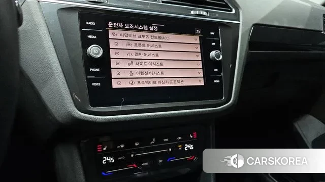 Volkswagen Tiguan second Generation 2021 Белый из Кореи, фото 5