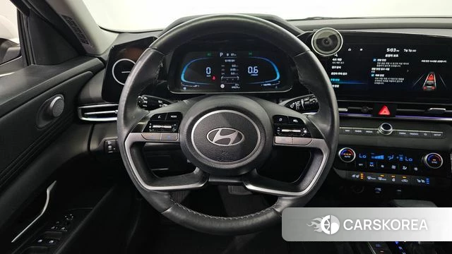 Hyundai The New Avante (CN7) 2023 Белый из Кореи, фото 5
