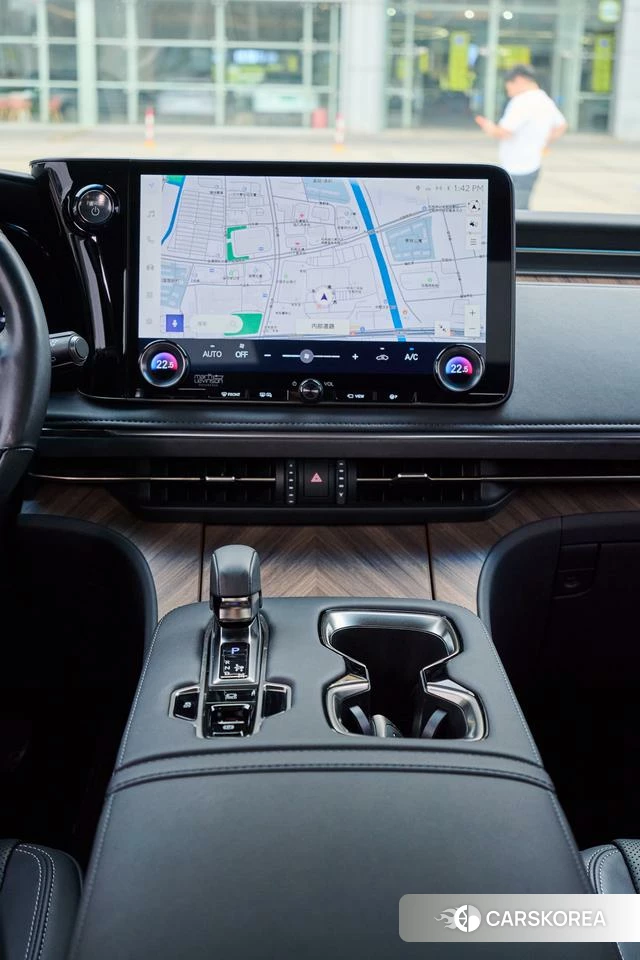 Lexus LM 2024 Белый из Китая, фото 5