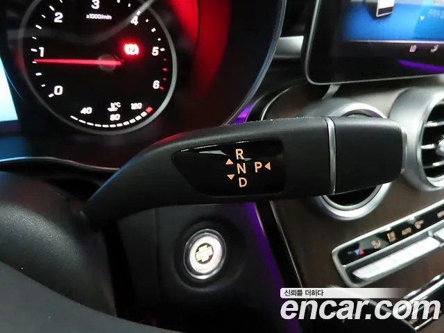 Mercedes-Benz C-Class W205 2019 Темно-зеленый из Кореи, фото 5