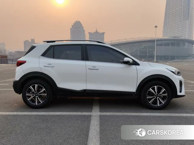 Kia Yi Ran 2022 Белый из Китая, фото 5