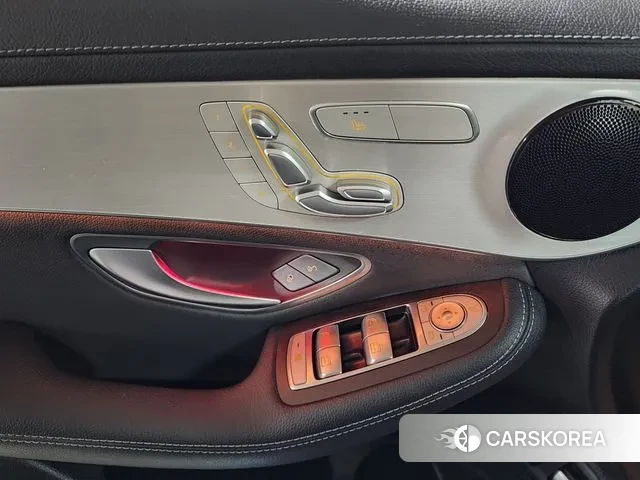 Mercedes-Benz GLC-Class X253 2021 Черный из Кореи, фото 5