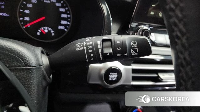 Kia Seltos 2022 Белый из Кореи, фото 5