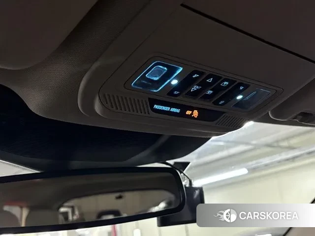 Ford Explorer 6th Generation 2022 Белый из Кореи, фото 5