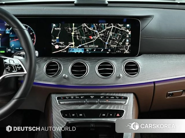 Mercedes-Benz E-Class W213 2022 Белый из Кореи, фото 5