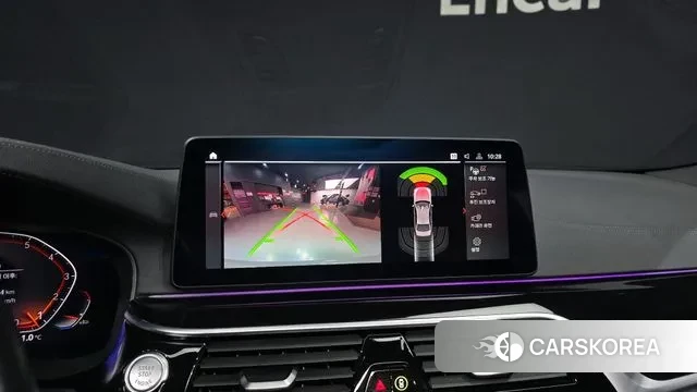 BMW 5 Series (G30) 2022 Серебристо-серый из Кореи, фото 5