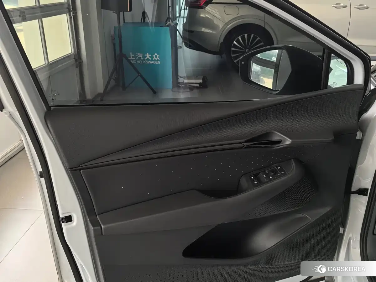 Volkswagen ID. UNYX 2025 Белый из Китая, фото 5