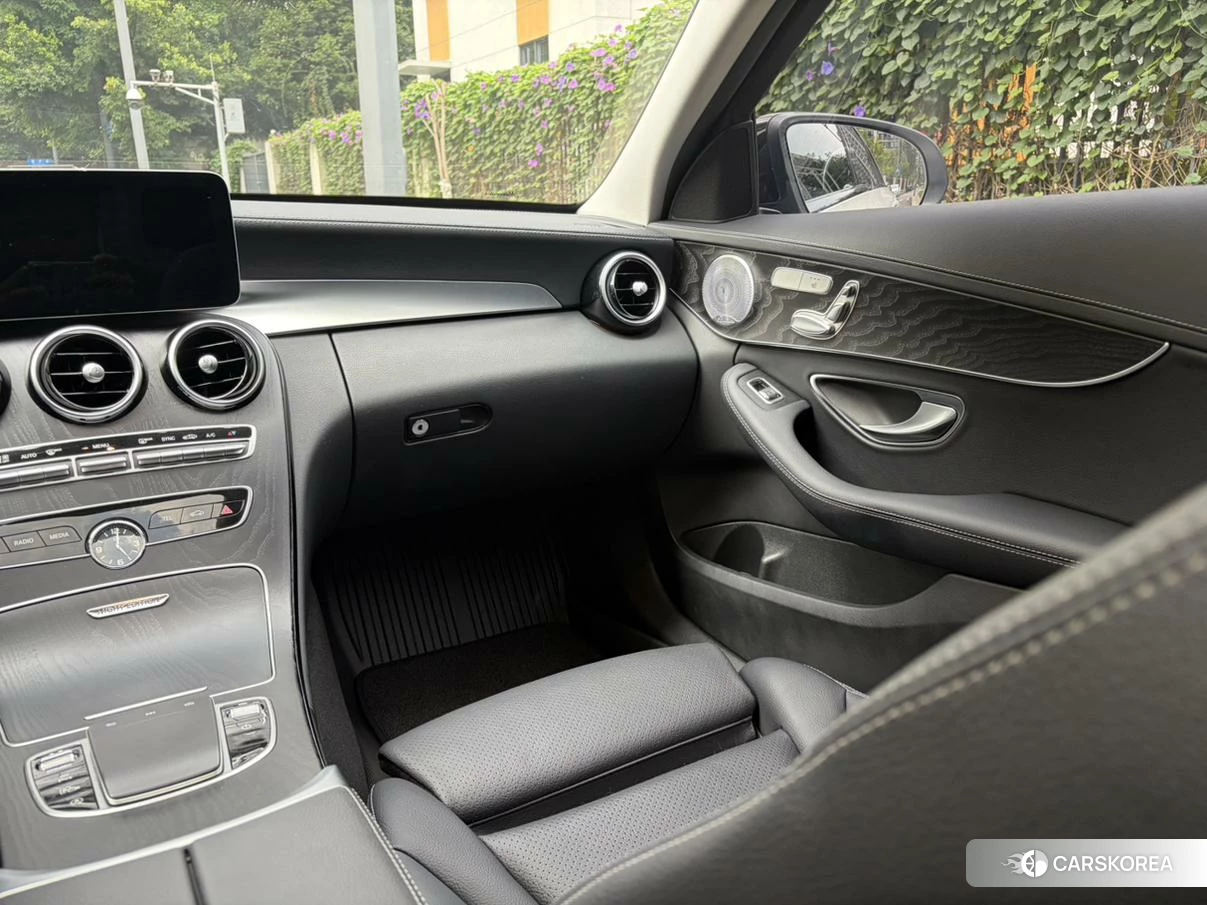 Mercedes-Benz C-class 2020 Белый из Китая, фото 5