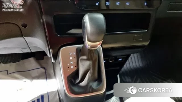 Hyundai Staria 2024 Белый из Кореи, фото 5