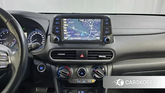 Hyundai Kona 2018 Белый из Кореи, фото 5