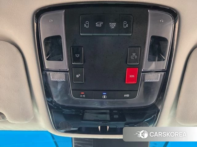 Hyundai Staria 2023 Белый из Кореи, фото 5