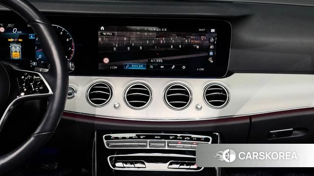 Mercedes-Benz E-Class W213 2020 Синий из Кореи, фото 5