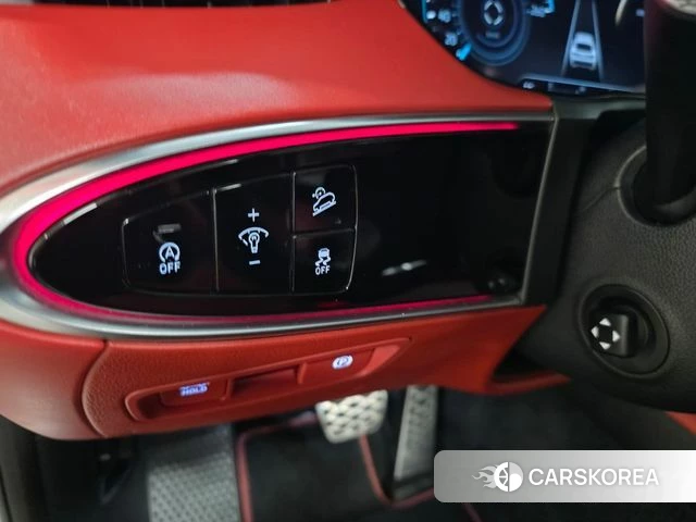 Genesis GV70 2021 Белый из Кореи, фото 5