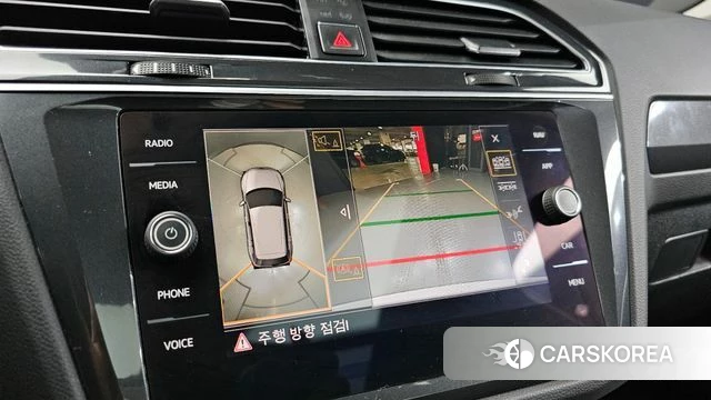 Volkswagen Tiguan second Generation 2018 Белый из Кореи, фото 5