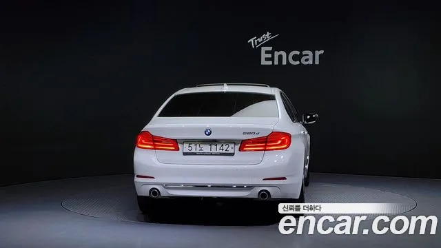 BMW 5 Series (G30) id 2699902 из Кореи 5