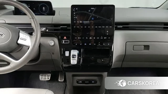 Hyundai Staria 2023 Черный из Кореи, фото 5