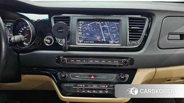 Kia The New Carnival 2018 Белый из Кореи, фото 5