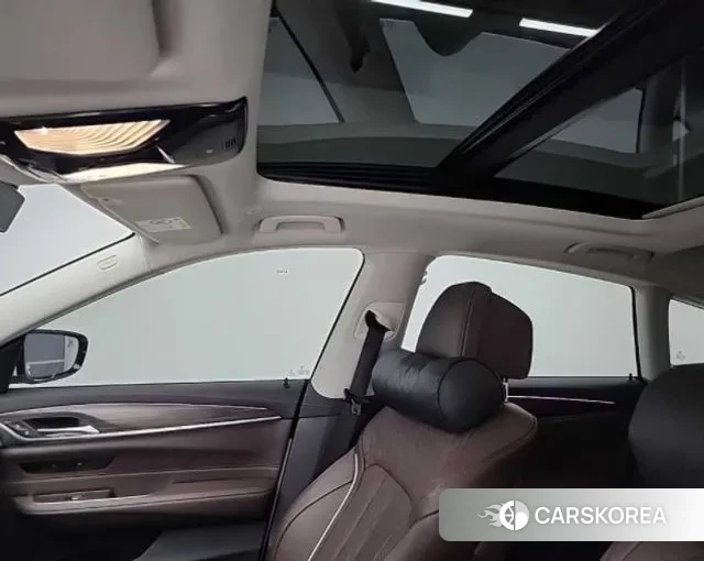 BMW 6 Series GT (G32) 2022 Белый из Кореи, фото 5