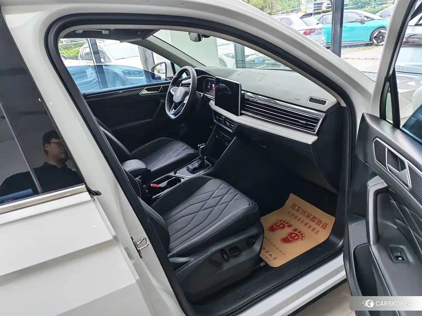 Volkswagen Tiguan L 2024 Белый из Китая, фото 5