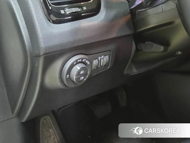Jeep Compass 2nd Generation 2018 Белый из Кореи, фото 5