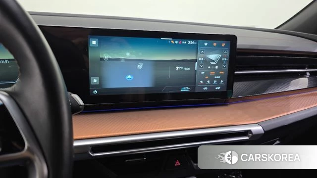 Ssangyong Torres EVX 2024 Белый из Кореи, фото 5