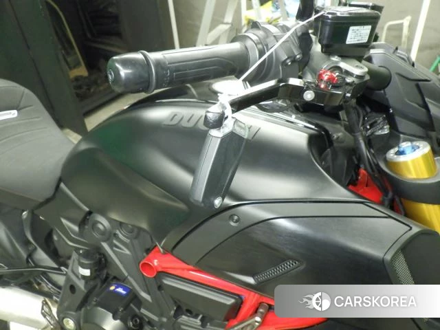 Проданный Ducati DIAVEL 1260 S 2022 из Японии, фото 2