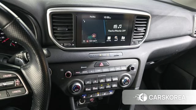 Kia Sportage The Bold 2021 Серебристо-серый из Кореи, фото 5