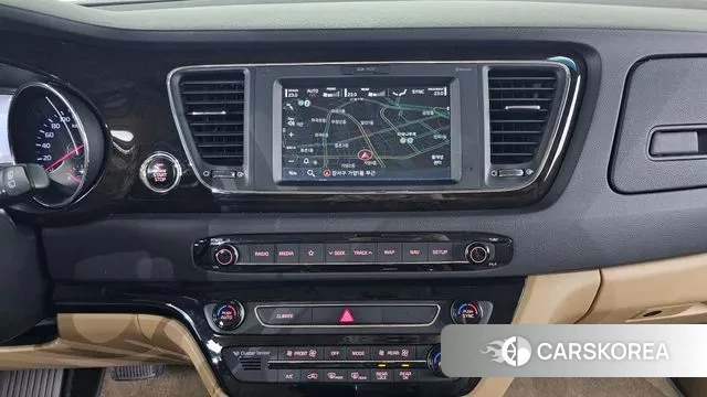 Kia The New Carnival 2018 Черный из Кореи, фото 5