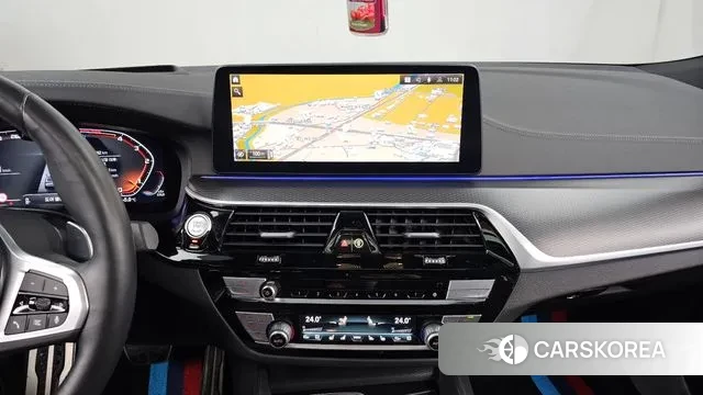 BMW 6 Series GT (G32) 2023 Белый из Кореи, фото 5