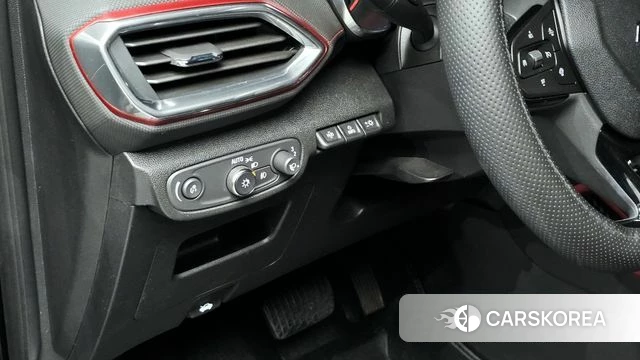 Chevrolet (GM Daewoo) Trailblazer 2021 Черный из Кореи, фото 5