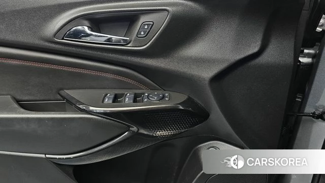 Chevrolet (GM Daewoo) Trax Crossover 2023 Серый из Кореи, фото 5