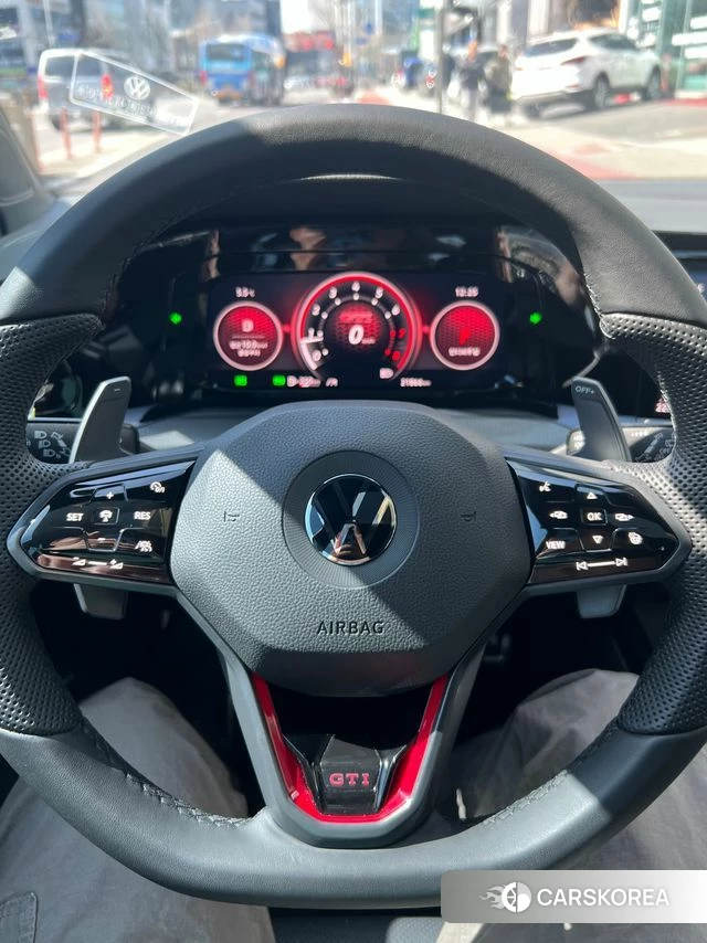 Volkswagen Golf 8th Generation 2022 Черный из Кореи, фото 5