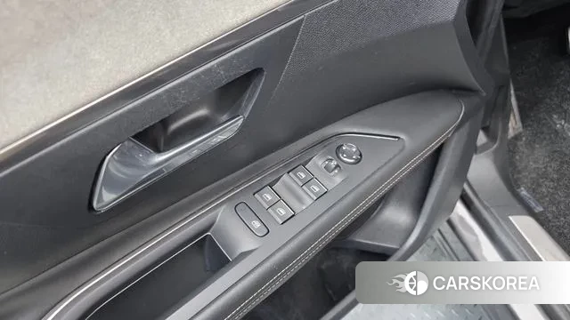 Peugeot 3008 second generation 2022 Серый из Кореи, фото 5